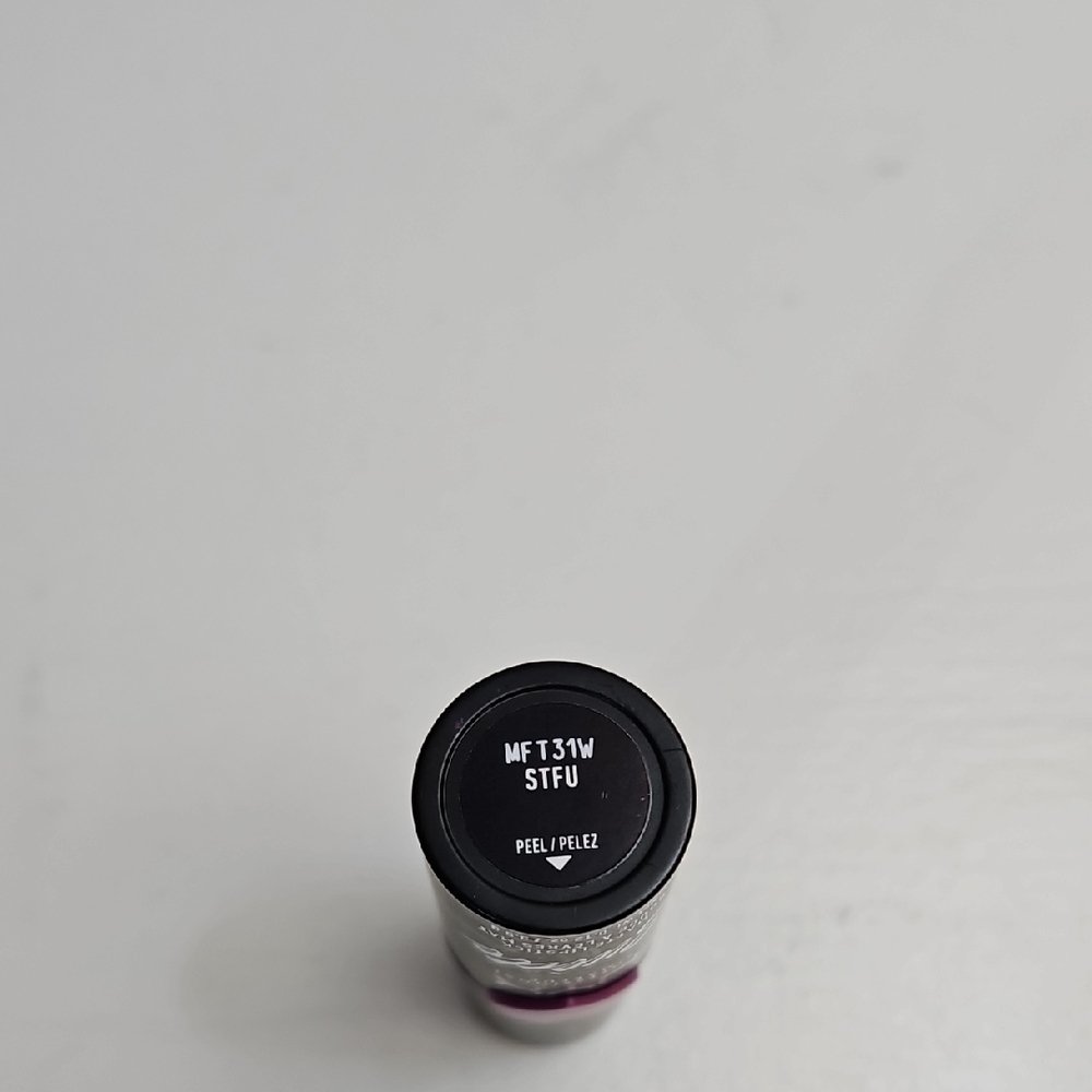 NYX Professional Makeup Suede Matte Lipstick - Purple - Picture 3 of 3